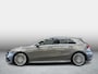 Mercedes-Benz A-klasse 180 AMG Line | Panoramadak | MULTIBEAM LED Koplampen | Dodehoekassistent | Advanced Sound System | Apple CarPlay | Android Auto | Augmented Reality voor Navigatie | Donkergetint Glas Achter | Sfeerverlichting | Stoelverwarming