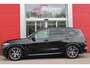 BMW X5 xDrive50e 490PK M-SPORT LAUNCH EDITION | PANORAMA SCHUIF/KANTEL DAK "SKY LOUNGE" | COMFORT STOELEN ELEKTRISCH VERSTELBAAR MET GEHEUGENFUNCTIE EN VERWARMBAAR VOOR EN ACHTER | LEDEREN BEKLEDING BMW INDIVIDUAL ZWART | EDELHOUT INTERIEURLIJSTEN | RIJASSISTENT-SYSTEEM DRIVING ASSISTANT PROFFESIONAL MET O.A. DODEHOEK DETECTIE EN ADAPTIVE CRUISE CONTROL | TRAVEL PAKKET | INNOVATIE-PAKKET: PARKEERASSISTENT-PAKKET PROFESSIONAL/ADAPTIEVE LED KOPLAMPEN/HARMAN/KARDON AUDIO SYSTEM/BMW LIVE PROFESSIONAL/RIJASSISTEN-SYSTEEM BMW GESTURE CONTROL/RIJSTROOK ASSISTENT/RIJSTROOKWISSEL ASSISTENT/BOTSWAARSCHUWING/RIJASSISTENT ACHTERBOTSING | DRAADLOZE APPLE CARPLAY/ANDROID AUTO | NAVIGATIE | 360° CAMERA | GEKOELDE BEKERHOUDERS | LUCHTVERING | DRAADLOZE TELEFOONLADER | ELEKTRISCH BEDIENBARE ACHTERKLEP | HEAD UP DISPLAY |