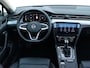Volkswagen Passat Variant 1.4 TSI PHEV GTE Business | HUD | Afneembare trekhaak | Stoel & stuurverwarming | Panorama dak | Keyless entry | Elektrische verstelbare stoelen + memory |
