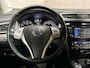 Nissan Qashqai 1.2 Tekna Automaat (NAVIGATIE, CLIMATE, LEDER, STOELVERWARMING, 360 CAMERA, SPORTSTOELEN, GETINT GLAS, LM VELGEN, NIEUWE APK, NIEUWSTAAT)