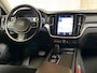 Volvo V60 2.0 B3 Sport 163Pk Automaat (APPLE CARPLAY, GROOT NAVI, CAMERA, GETINT GLAS, KEYLESS, SPORTSTOELEN, ELEK ACHTERKLEP, ADAPTIVE CRUISE, NIEUWE APK, NIEUWSTAAT)