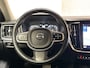 Volvo V60 2.0 B3 Sport 163Pk Automaat (APPLE CARPLAY, GROOT NAVI, CAMERA, GETINT GLAS, KEYLESS, SPORTSTOELEN, ELEK ACHTERKLEP, ADAPTIVE CRUISE, NIEUWE APK, NIEUWSTAAT)