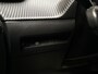 Peugeot 2008 1.2 PureTech Sport (APPLE CARPLAY, NAVIGATIE, PARKEERSENSOREN, SPORTSTOELEN, CRUISE, LANE ASSIST, NIEUWE APK, NIEUWSTAAT)