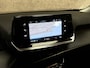 Peugeot 2008 1.2 PureTech Sport (APPLE CARPLAY, NAVIGATIE, PARKEERSENSOREN, SPORTSTOELEN, CRUISE, LANE ASSIST, NIEUWE APK, NIEUWSTAAT)