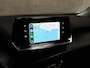 Peugeot 2008 1.2 PureTech Sport (APPLE CARPLAY, NAVIGATIE, PARKEERSENSOREN, SPORTSTOELEN, CRUISE, LANE ASSIST, NIEUWE APK, NIEUWSTAAT)