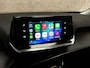 Peugeot 2008 1.2 PureTech Sport (APPLE CARPLAY, NAVIGATIE, PARKEERSENSOREN, SPORTSTOELEN, CRUISE, LANE ASSIST, NIEUWE APK, NIEUWSTAAT)