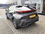 Toyota C-HR / C-HR+ 1.8 HYBRID 140 FIRST-EDITION AFN-TREKHAAK 360CAMERA KEYLESS GETINT GLAS AD-CRUISE  APPLE CARPLAY/ ANDROID AUTO 18''LMV ELEK-ACHTERKLEP PARK-SENSOREN BLIND-SPOT
