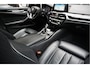 BMW 5-Serie Touring 530i High Executive Sport Line | PANO * HUD * Sfeerverlichting * Adaptive + Lane * Wegklapbare trekhaak * Comfortzetels * BMW onderhouden *