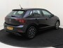 Volkswagen Polo 1.0 TSI Life | Navigatie| Parkeersensoren | Adaptieve cruise control | Elektrisch inklapbare buitenspiegels | Draadloze telefoonlader | CarPlay | Airco |