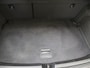 Volkswagen Polo 1.0 TSI Life | Navigatie| Parkeersensoren | Adaptieve cruise control | Elektrisch inklapbare buitenspiegels | Draadloze telefoonlader | CarPlay | Airco |