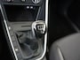 Volkswagen Polo 1.0 TSI Life | Navigatie| Parkeersensoren | Adaptieve cruise control | Elektrisch inklapbare buitenspiegels | Draadloze telefoonlader | CarPlay | Airco |