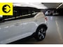 Volvo XC40 Recharge P8 AWD R-Design | 94,5 % SoH | Trekhaak | Panorama dak | Cruise control
