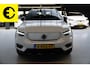 Volvo XC40 Recharge P8 AWD R-Design | 94,5 % SoH | Trekhaak | Panorama dak | Cruise control