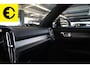 Volvo XC40 Recharge P8 AWD R-Design | 94,5 % SoH | Trekhaak | Panorama dak | Cruise control