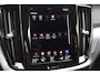 Volvo V60 2.0 B3 Momentum | Origineel NL | ACC | Camera | Leder | Stuur- en stoelverwarming |