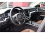 Volvo V60 2.0 B3 Momentum | Origineel NL | ACC | Camera | Leder | Stuur- en stoelverwarming |