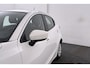 Mazda 2 1.5 Skyactiv-G | Org NL | CarPlay | 33.000 KM! | LED | AUTOMAAT |