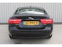 Jaguar XE 2.0 Portfolio | Incl. 12 maanden garantie | Cruise control | Climate control | Stoel/stuurverwarming | Parkeercamera | Lane assist | Navigatie | Bluetooth | Meridian audio |