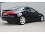 Jaguar XE 2.0 Portfolio | Incl. 12 maanden garantie | Cruise control | Climate control | Stoel/stuurverwarming | Parkeercamera | Lane assist | Navigatie | Bluetooth | Meridian audio |