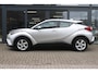 Toyota C-HR / C-HR+ 1.8 Hybrid Dynamic | Keyless | Trekhaak | Camera | Adaptive-cruise | Telefoonvoorbereiding | All-season |