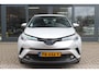 Toyota C-HR / C-HR+ 1.8 Hybrid Dynamic | Keyless | Trekhaak | Camera | Adaptive-cruise | Telefoonvoorbereiding | All-season |