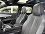 Peugeot 3008 1.6 HYbrid 225 GT Pack Business | Schuif-/kantel dak | FOCAL Audio | Stoelverwarming | Elektr. achterklep | Full LED | Dodehoek detectie |