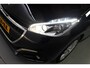 Peugeot 208 1.2 82pk Signature Connect Trekhaak NL NAP