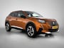 Peugeot e-2008 EV Allure Pack 50 kWh 136pk Automaat | Navigatie | Stoelverwarming |  Apple Carplay/Android Auto | Camera | Climate Control | Adaptieve Cruise Control | 17"LMV | LED |