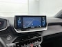 Peugeot e-2008 EV Allure Pack 50 kWh 136pk Automaat | Navigatie | Stoelverwarming |  Apple Carplay/Android Auto | Camera | Climate Control | Adaptieve Cruise Control | 17"LMV | LED |