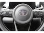 Toyota Yaris Cross 1.5 Hybrid 115 First Edition Comfort Pack | Rijklaar | NL-auto | Blind Spot | Apple/Android | Stoel-/stuurverw. | Navi | LED | Parksens. v+a