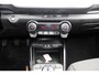 Kia Stonic 1.0 T-GDI 100pk DynamicLine | Navigatie | Licht metalen velgen |