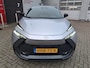 Toyota C-HR / C-HR+ 2.0 Plug-in Hybrid 220 Dynamic STUUR/STOELVERWARMING APPLE/ANDROID PARK-SENSOREN PRIVACY-GLASS AD-CRUISE
