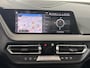 BMW 1-Serie 118i Executive Edition | Panoramadak | Navigatie | Parkeersensoren V+A | Apple CarPlay / Android Auto |