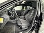 BMW 1-Serie 118i Executive Edition | Panoramadak | Navigatie | Parkeersensoren V+A | Apple CarPlay / Android Auto |