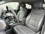 Hyundai Ioniq Premium EV 38 kWh Automaat / SOH 98,1% / Dealer onderhouden / Warmtepomp / Lederen bekleding / Stuur-/Stoel-/Achterbankverwarming / Stoelventilatie / Adaptieve Cruise Control / Achteruitrijcamera /