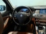 BMW 5-Serie 528i High Executive|LEDER|PANO|TREKHAAK|PDC