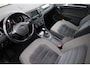 Volkswagen Golf Sportsvan 1.4 TSI Highline 125PK / 92kW DSG, NL Auto door ons geleverd en dealer onderhouden, wegklapbare trekhaak, executive pakket, adaptieve cruise control (acc), privacy glas, elektrisch verstel-, verwarm- en inklapbare buitenspiegels (spiegel pakket), navigatie, parkeersensoren voor en achter (pdc), park assist, diefstalalarm