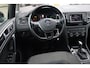 Volkswagen Golf Sportsvan 1.4 TSI Highline 125PK / 92kW DSG, NL Auto door ons geleverd en dealer onderhouden, wegklapbare trekhaak, executive pakket, adaptieve cruise control (acc), privacy glas, elektrisch verstel-, verwarm- en inklapbare buitenspiegels (spiegel pakket), navigatie, parkeersensoren voor en achter (pdc), park assist, diefstalalarm