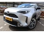 Toyota Yaris Cross 1.5 Hybrid Adventure Bi-Tone | Rijklaar | Blind Spot | JBL | Head Up | Keyless | LED | PDC | Half-leder | Apple/Android | Navi | NL-auto | Elek. achterklep