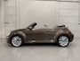 Volkswagen Beetle Cabriolet 1.4 TSI DSG 70's Edition TOFFEE BROWN/BEIGE LEER/18"CHROME/STOELVERW/NAVI/PARKEERSENSOREN/NET NIEUWE DISTR.KETTING/VOLLEDIGE HISTORIE