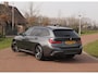 BMW 3-Serie Touring 318i Business Edition | M-pakket | Sfeerverlichting | Automaat | Apple Carplay | NL-Auto |