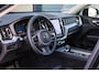Volvo XC60 2.0 T6 Plug-in hybrid AWD Plus Bright *Pano*H/K*Camera*Trekhaak*