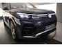 Volkswagen Tiguan R-Line Edition 1.5 TSI eHybrid 272pk DSG Automaat Trekhaak, Adaptive cruise control, Panoramadak, Achteruitrijcamera, Elektrische achterklep