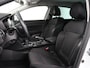 Renault Megane 1.2 TCe Limited | Trekhaak | Carplay | Navigatie | Keyless | Climate control | DAB | Parkeerhulp | Cruise control | Bluetooth | Getint glas