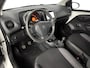 Peugeot 108 1.0 e-VTi Access | Airco | Ingebouwd scherm met navigatie |