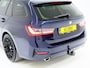 BMW 3-Serie Touring 320e Shadow Line | Trekhaak | Adaptive Cruise | Memory | Stoelverwarming | PDC | Dodehoek | Carplay