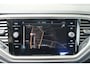 Volkswagen T-Roc 1.5 TSI Style Business Automaat - N.A.P. Airco, Crusie, Navi, PDC, Carplay.