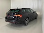 Skoda Octavia Combi 1.4 TSI RS iV PHEV Business 19Inch Carbon Camera Lane-assist Kessy-Go ACC Matrix-LED kopl Verwarmd stuur
