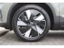 Volvo EX40 Extended Range Plus 82 kWh | El. Trekhaak | 360 Camera | Adapt. Cruise | BLIS | Verw. Voorstoelen + Stuurwiel | DAB |