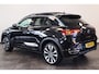 Volkswagen T-Roc 1.5 TSI Sport Panorama dak Stuurwielverwarming
